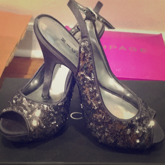 Silver/Gray Heels - Picture 1 of 1